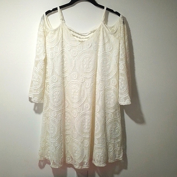 Boho Chic Lace dress - Picture 1 of 6